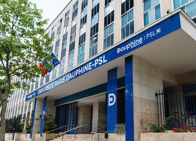 cours d'étudiants à Paris-Dauphine