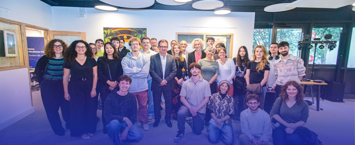 Photo des participants à l'exposition Solar Punk 2026