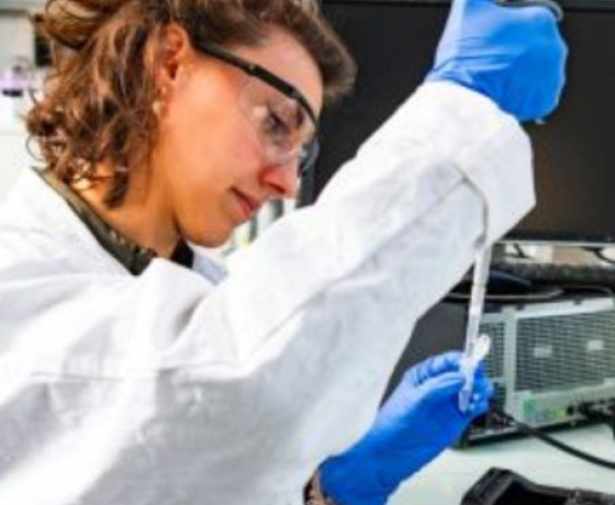 photo d'une scientifique 