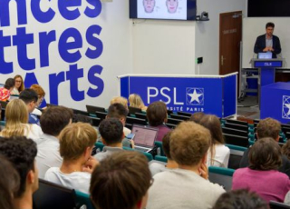 photo d'un amphithéatre 