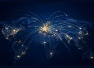 Carte du monde symbolisant l'internationalisation de la recherche avec des liens entre la France et les autres pays