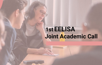 Image de deux personnes en train de discuter devant un bureau, avec le texte 1st EELISA Joint Academic Call superposé
